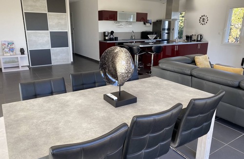 Sernhac Villa | Villa with swimming pool, bowling green and panoramic view