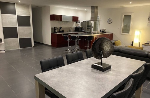 Sernhac Villa | Villa with swimming pool, bowling green and panoramic view