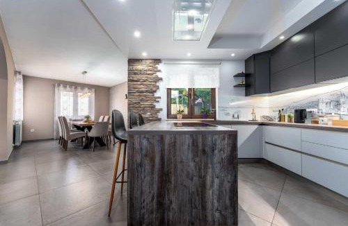 Viskovo Villa | Villa with swimming pool and children's playground, in a quiet area - by Traveler Tourist agency Krk - ID 2686