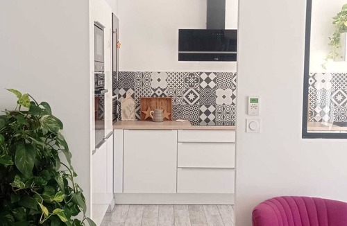 Saussan House | Villa with timeless charm, bright, warm and fully equipped.