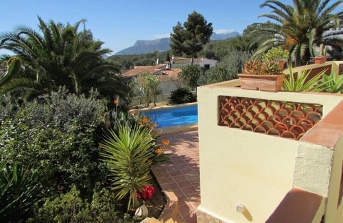 Urbanitzacio la Fustera Villa | Villa with two bedrooms and private pool in a quiet area