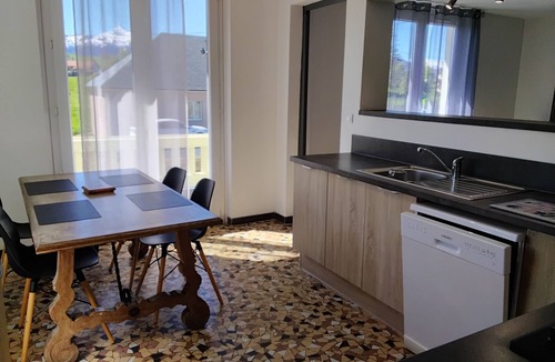 Loucrup Villa | Villa with view on the Pyrenees to rent at the weekend or the week