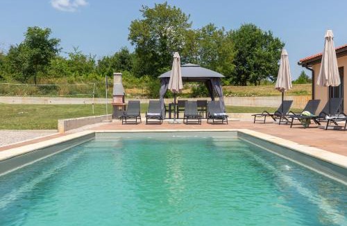 Topid Villa | Villa Xenia