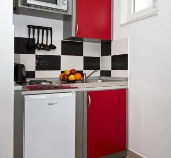 Okrug Gornji Apartment | Villa Yvonne