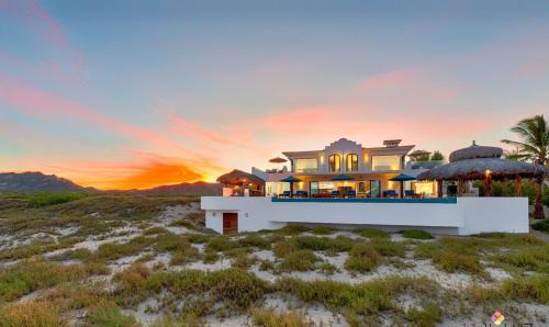 La Paz Villa | Villa Zachary