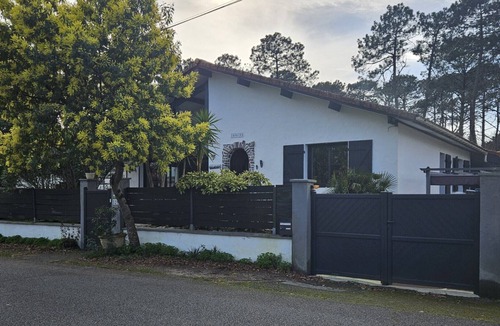 Gujan-Mestras Villa | Villa Zaphira with Heated Pool