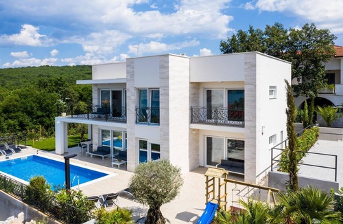 Klimno Villa | Villa Zarra with heated pool, jacuzzi, sauna and Seaview
