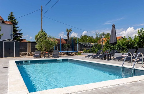 Brzac Villa | Villa ZaVaLa with private pool