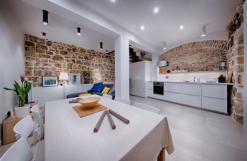 Vis Villa | Villa Zdenka - Five Bedroom Villa with Terrace