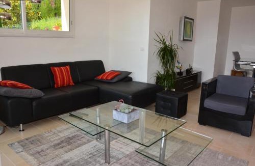 Saint-Laurent-du-Var Apartment | Villa ZEN