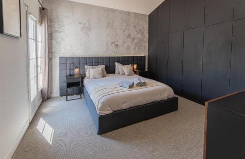 Fargues-Saint-Hilaire Villa | Villa Zenorya