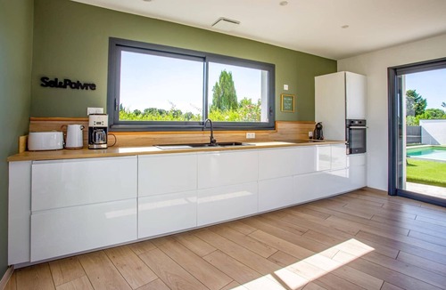 Tourbes Villa | Villa Zephyr by Villa Plus