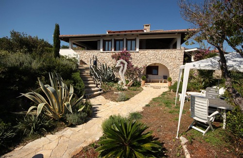Veli Iz Villa | Villa Zeus beach hotel
