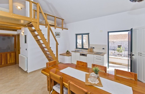 Bogomolje Villa | Villa Žurnata - Three Bedroom Villa with pool