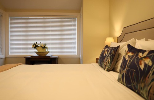 Aongatete Bed & Breakfast | Villa93 Luxury Lodge