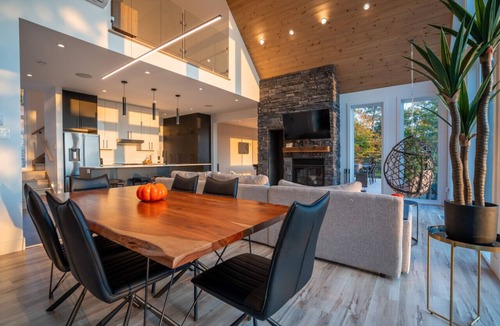 Saint-Damien Apartment | VillaBaraka | Majesta | Hot Tub | Pool Table