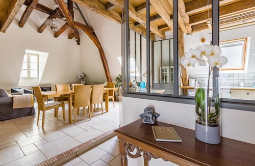 Amboise Apartment | VillaConcorde