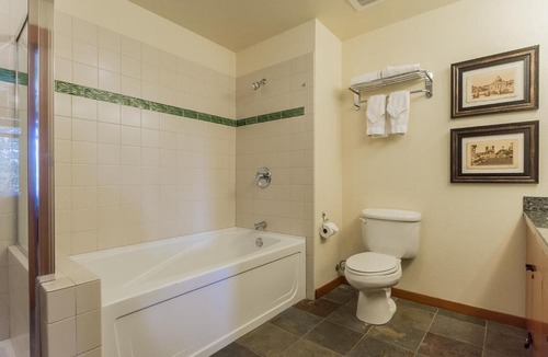 Mammoth Lakes House | Village 2409