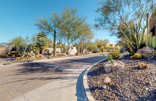 Carefree Apartment | Village at Carefree
