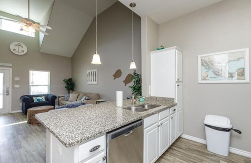 Corpus Christi Villa | Village by the Beach B918K
