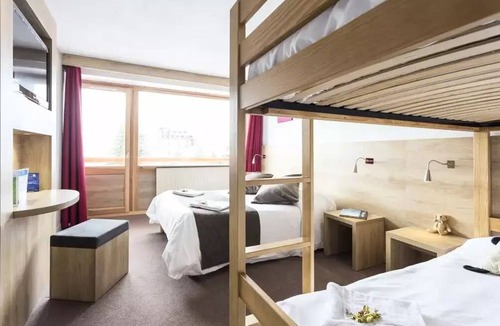 Mont-de-Lans Hotel | Village Club MMV Le Panorama* - Room 4 People - full board