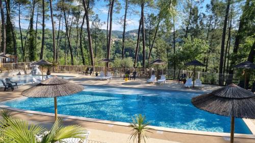 Joyeuse Other | Village de Chalets