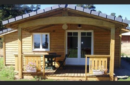 Neussargues en Pinatelle Ski Chalet | Village Equi-Nature