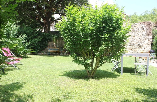 Saint-Antonin Noble Val House | Village house with large private garden