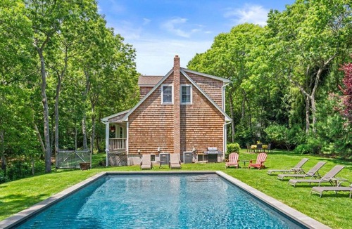 East Hampton North House | Village Fringe Hideaway