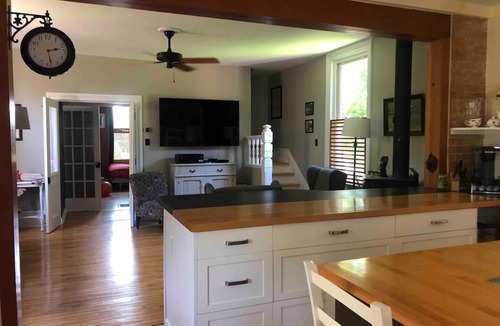 Duntroon House | Village Gemnn