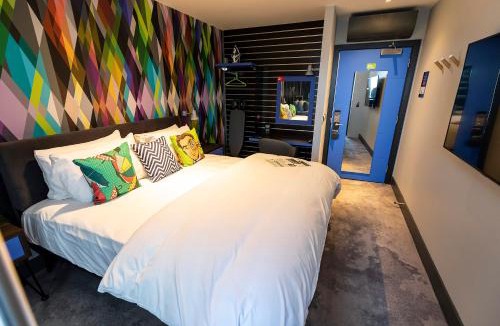 Basingstoke Hotel | Village Hotel Basingstoke