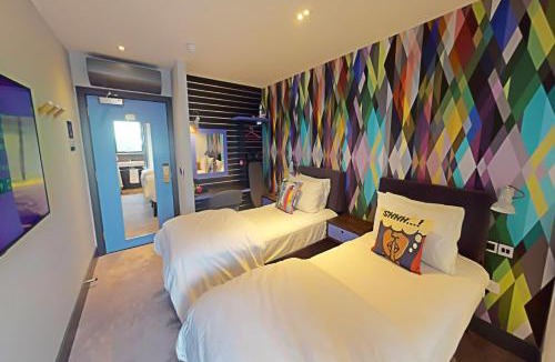 Basingstoke Hotel | Village Hotel Basingstoke