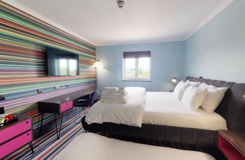 Bournemouth Hotel | Village Hotel Bournemouth