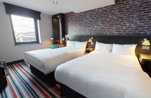 Glasgow Hotel | Village Hotel Glasgow