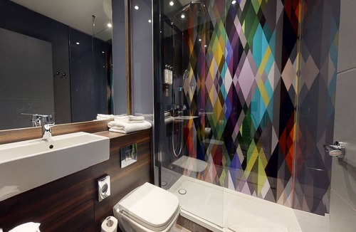 Maidstone Hotel | Village Hotel Maidstone