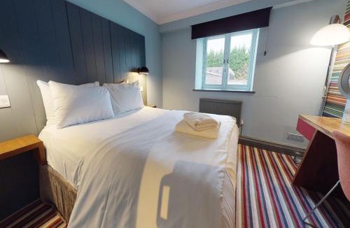 Cheadle Hotel | Village Hotel Manchester Cheadle