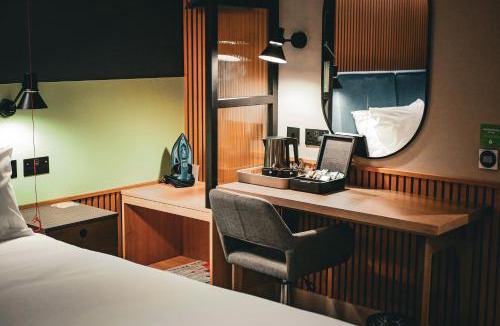 Reading Hotel | Village Hotel Reading