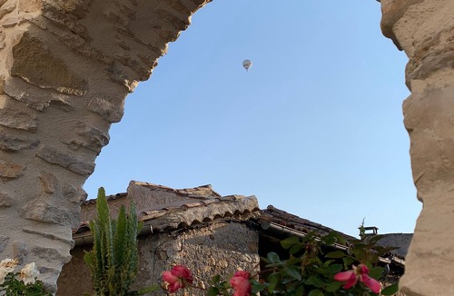 Allegre Les Fumades House | village house with "grand " patio