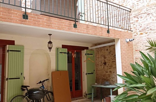 Le Chateau House | Village house with air conditioning, terrace, 6-8 pers, Canet-en-Roussillon