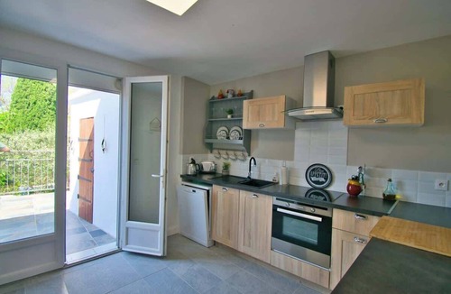 Lezignan-Corbieres House | Village house in Lézignan with terrace