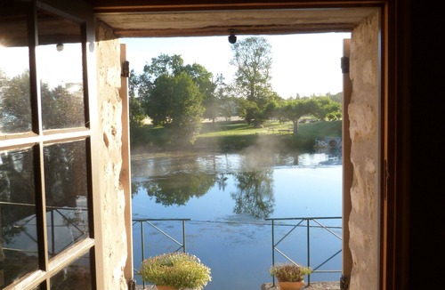 Allemans-du-Dropt House | Village house: exceptional river view