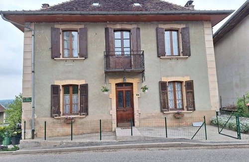 Avressieux House | Village house