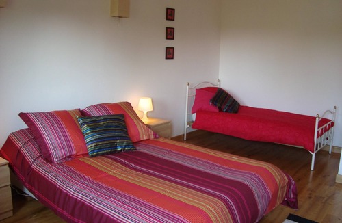 Baziege Apartment | village house