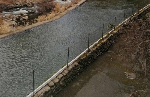 Luzenac House | village house