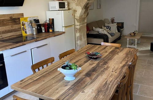 Montagnac House | Village house