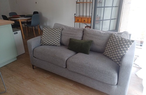 Mouzieys-Teulet House | Village house