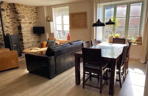 Plouer-sur-Rance House | Village House .
