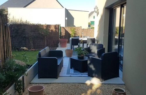 Saint-Pierre-de-Plesguen House | Village house ideally located