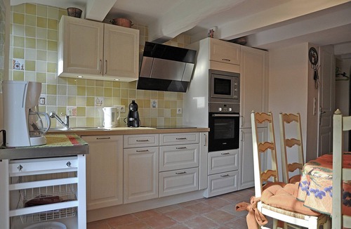 Fayence Villa | Village House in Fayence with Castle Views