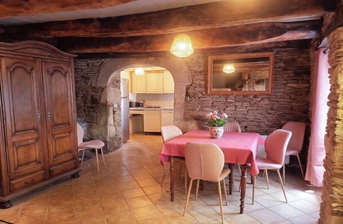 Curan House | Village house, sleeps 6, quiet location